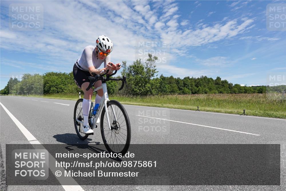 21.06.2026 - Viking Triathlon Michael Burmester http://msf.ph/oto/9875861 21.06.2026 13:12:52 Radfahren 473 meine-sportfotos.de