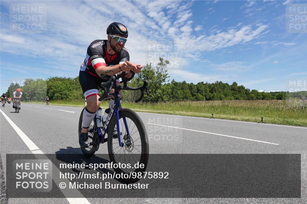 21.06.2026 - Viking Triathlon Michael Burmester http://msf.ph/oto/9875892 21.06.2026 13:13:46 Radfahren 54 meine-sportfotos.de