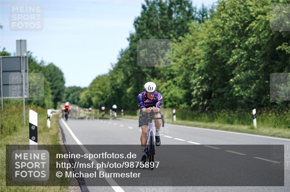 21.06.2026 - Viking Triathlon Michael Burmester http://msf.ph/oto/9875897 21.06.2026 12:53:33 Radfahren 168, 237, 431, 431, 545, 652, 652 meine-sportfotos.de