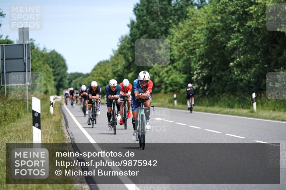 21.06.2026 - Viking Triathlon Michael Burmester http://msf.ph/oto/9875942 21.06.2026 12:54:05 Radfahren 107, 154, 220, 286, 296, 314, 376, 414, 560, 574 meine-sportfotos.de