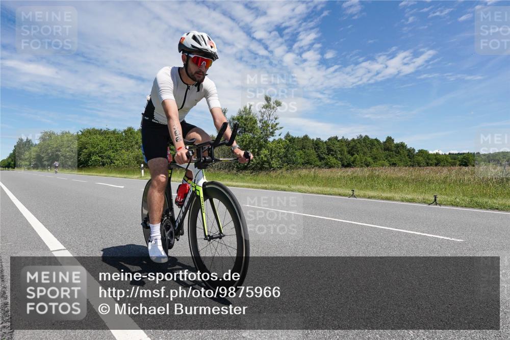 21.06.2026 - Viking Triathlon Michael Burmester http://msf.ph/oto/9875966 21.06.2026 13:14:57 Radfahren 105, 251, 366 meine-sportfotos.de