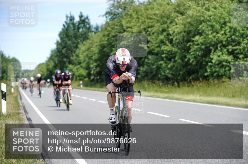 21.06.2026 - Viking Triathlon Michael Burmester http://msf.ph/oto/9876026 21.06.2026 12:54:11 Radfahren 107, 154, 220, 286, 296, 376, 414, 560, 574, 625 meine-sportfotos.de