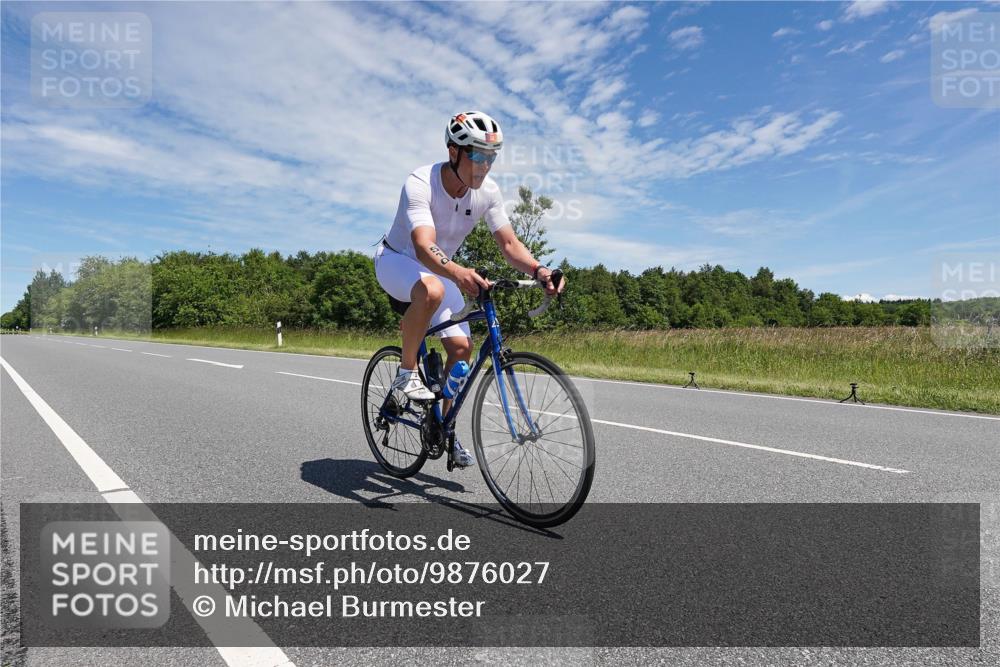 21.06.2026 - Viking Triathlon Michael Burmester http://msf.ph/oto/9876027 21.06.2026 13:16:04 Radfahren  meine-sportfotos.de