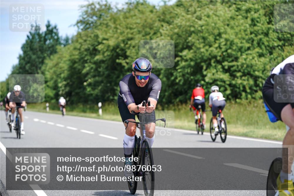 21.06.2026 - Viking Triathlon Michael Burmester http://msf.ph/oto/9876053 21.06.2026 12:54:13 Radfahren 107, 154, 220, 286, 296, 376, 414, 560, 574, 625 meine-sportfotos.de