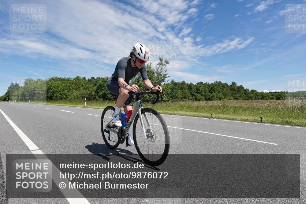 21.06.2026 - Viking Triathlon Michael Burmester http://msf.ph/oto/9876072 21.06.2026 13:16:57 Radfahren 330, 549 meine-sportfotos.de