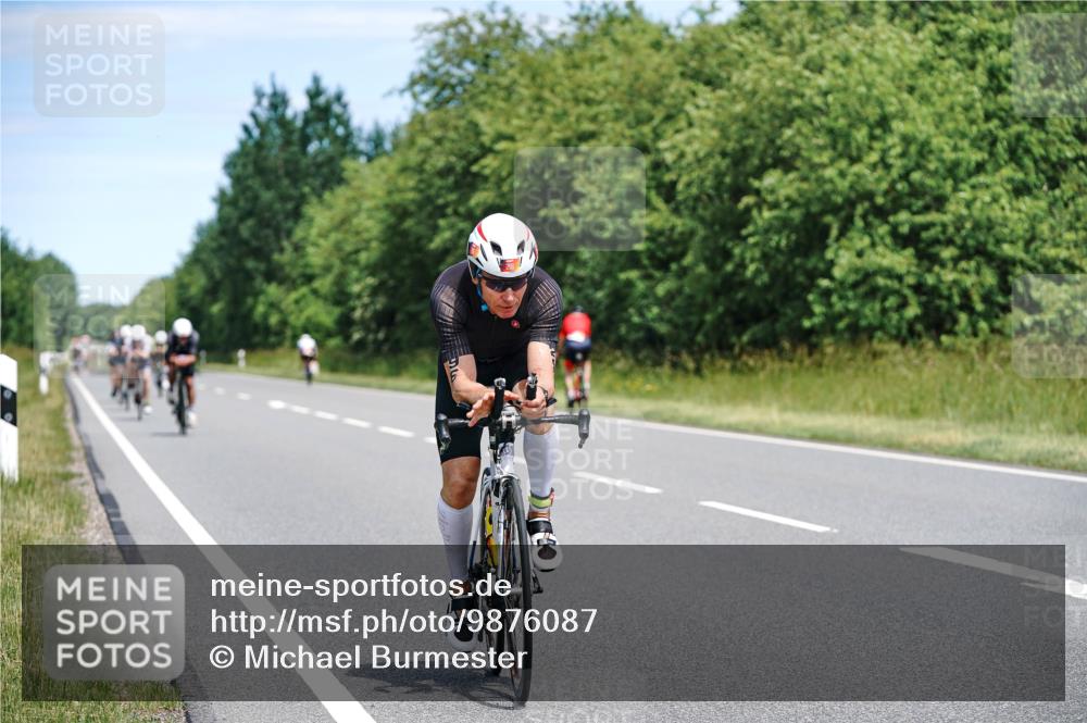 21.06.2026 - Viking Triathlon Michael Burmester http://msf.ph/oto/9876087 21.06.2026 12:54:16 Radfahren 154, 220, 296, 340, 376, 414, 560, 574, 625 meine-sportfotos.de