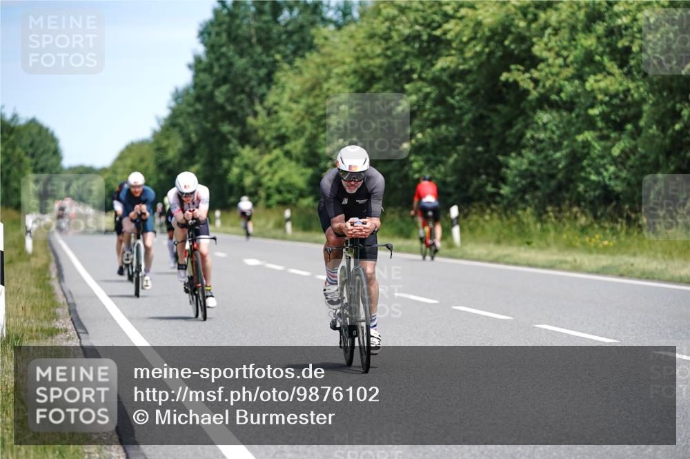 21.06.2026 - Viking Triathlon Michael Burmester http://msf.ph/oto/9876102 21.06.2026 12:54:18 Radfahren 154, 220, 289, 296, 340, 376, 414, 560, 574, 625 meine-sportfotos.de