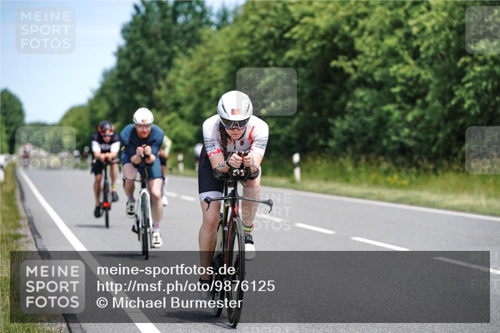 21.06.2026 - Viking Triathlon Michael Burmester http://msf.ph/oto/9876125 21.06.2026 12:54:20 Radfahren 154, 220, 289, 296, 340, 376, 625 meine-sportfotos.de