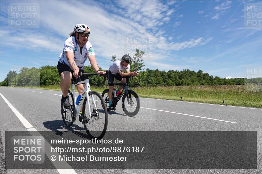 21.06.2026 - Viking Triathlon Michael Burmester http://msf.ph/oto/9876187 21.06.2026 13:19:05 Radfahren 39, 326 meine-sportfotos.de