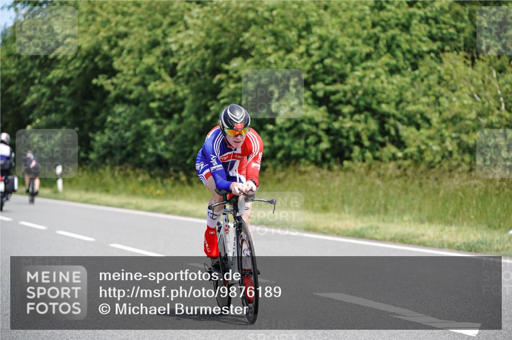 21.06.2026 - Viking Triathlon Michael Burmester http://msf.ph/oto/9876189 21.06.2026 12:54:24 Radfahren 154, 220, 289, 340, 625 meine-sportfotos.de