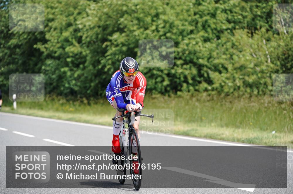 21.06.2026 - Viking Triathlon Michael Burmester http://msf.ph/oto/9876195 21.06.2026 12:54:24 Radfahren 154, 220, 289, 340, 625 meine-sportfotos.de