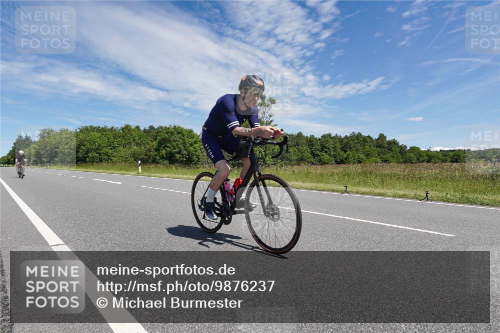 21.06.2026 - Viking Triathlon Michael Burmester http://msf.ph/oto/9876237 21.06.2026 13:20:20 Radfahren 196, 382 meine-sportfotos.de