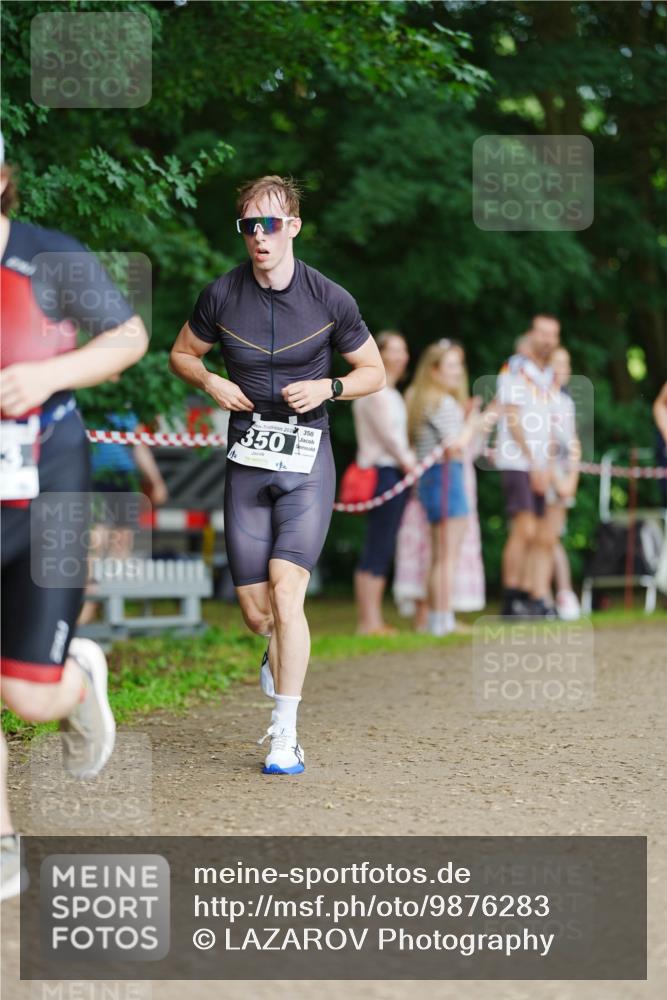 21.06.2026 - 29. Vierlanden-Triathlon LAZAROV Photography http://msf.ph/oto/9876283 21.06.2026 10:42:58 Laufen 350, 350 meine-sportfotos.de