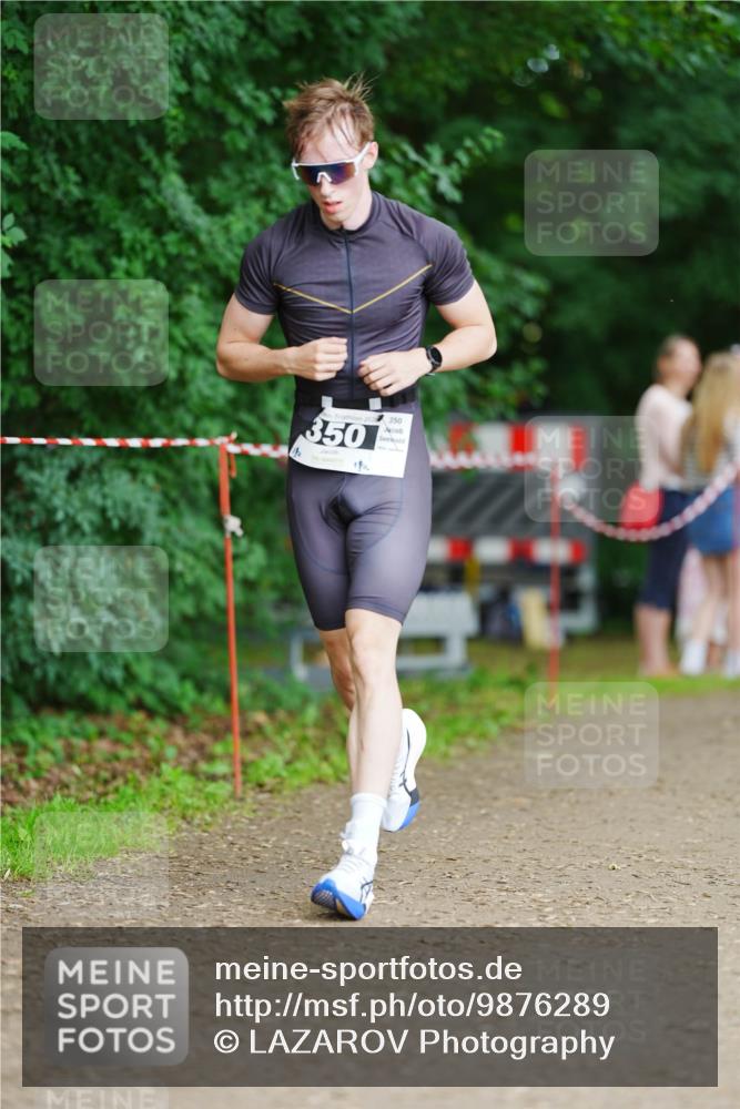 21.06.2026 - 29. Vierlanden-Triathlon LAZAROV Photography http://msf.ph/oto/9876289 21.06.2026 10:42:59 Laufen 12, 202350, 350 meine-sportfotos.de