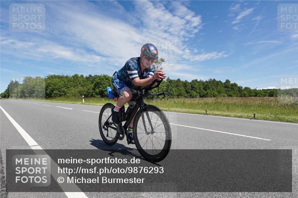 21.06.2026 - Viking Triathlon Michael Burmester http://msf.ph/oto/9876293 21.06.2026 13:22:56 Radfahren 495 meine-sportfotos.de