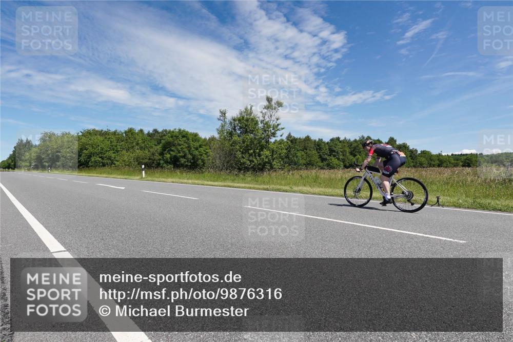 21.06.2026 - Viking Triathlon Michael Burmester http://msf.ph/oto/9876316 21.06.2026 13:23:24 Radfahren 289 meine-sportfotos.de