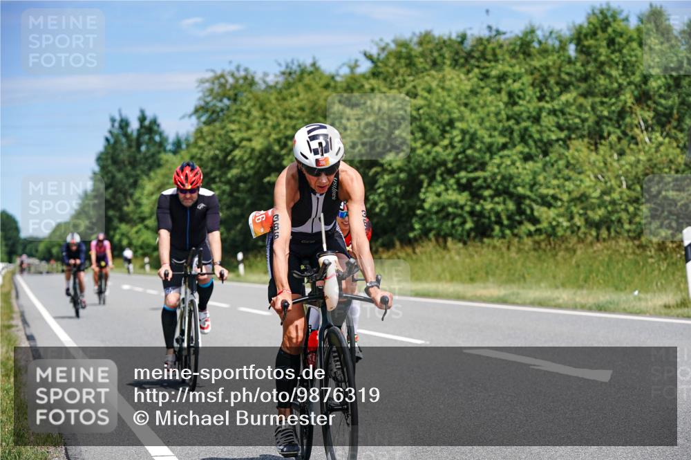 21.06.2026 - Viking Triathlon Michael Burmester http://msf.ph/oto/9876319 21.06.2026 12:55:02 Radfahren 45, 116, 188, 241, 282, 327, 386, 495, 541, 578, 658 meine-sportfotos.de