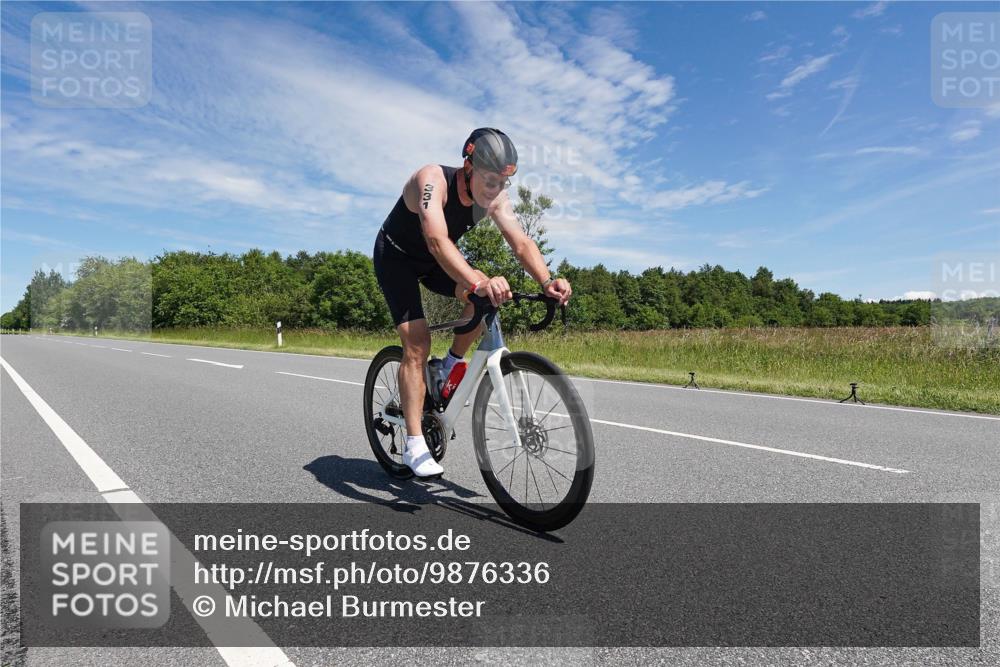 21.06.2026 - Viking Triathlon Michael Burmester http://msf.ph/oto/9876336 21.06.2026 13:24:19 Radfahren 282, 331, 658 meine-sportfotos.de
