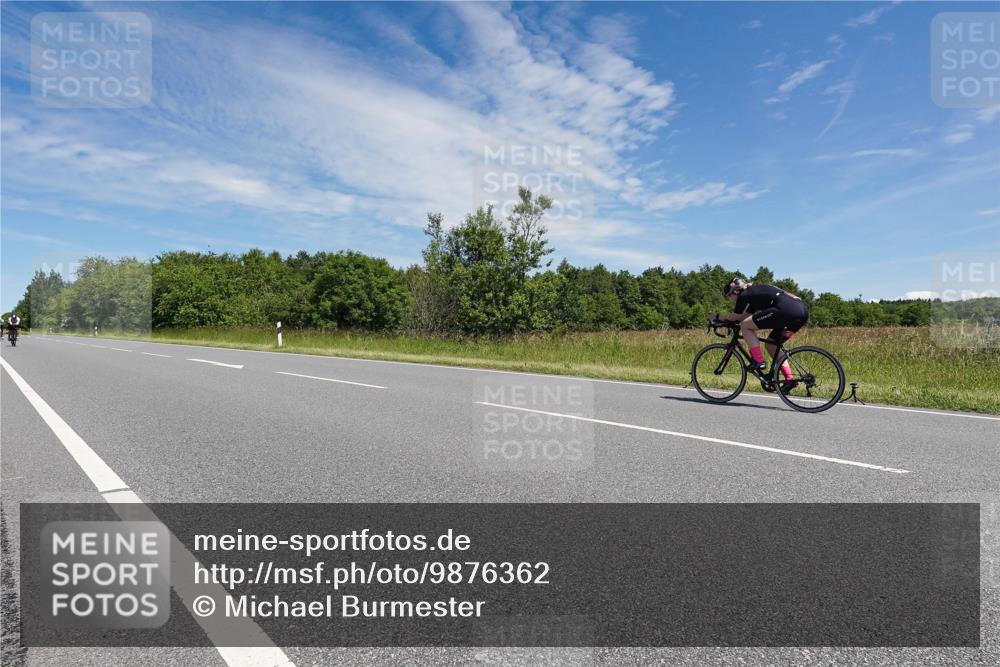 21.06.2026 - Viking Triathlon Michael Burmester http://msf.ph/oto/9876362 21.06.2026 13:24:41 Radfahren 335, 658 meine-sportfotos.de
