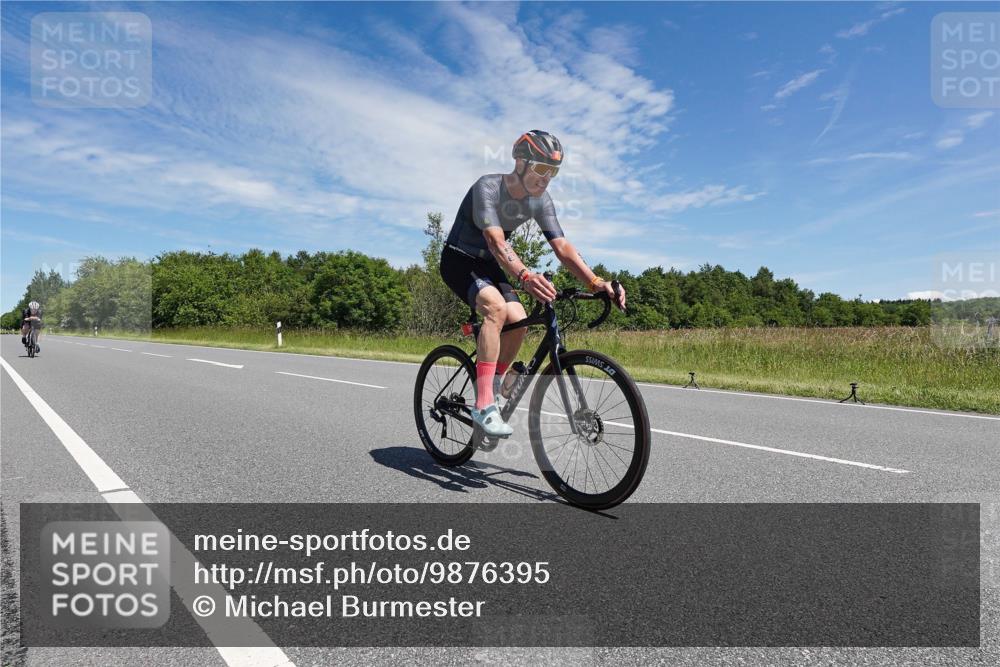 21.06.2026 - Viking Triathlon Michael Burmester http://msf.ph/oto/9876395 21.06.2026 13:25:11 Radfahren 247, 314, 646 meine-sportfotos.de