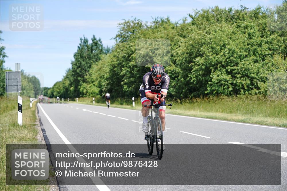 21.06.2026 - Viking Triathlon Michael Burmester http://msf.ph/oto/9876428 21.06.2026 12:55:25 Radfahren 111, 116, 344 meine-sportfotos.de