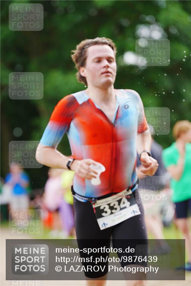 21.06.2026 - 29. Vierlanden-Triathlon LAZAROV Photography http://msf.ph/oto/9876439 21.06.2026 10:44:48 Laufen 334 meine-sportfotos.de