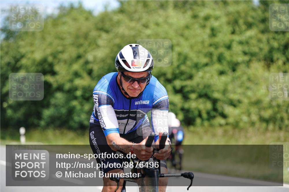 21.06.2026 - Viking Triathlon Michael Burmester http://msf.ph/oto/9876496 21.06.2026 12:55:55 Radfahren 56, 56, 172, 206, 247, 485, 567 meine-sportfotos.de