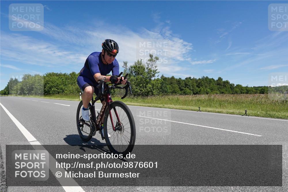 21.06.2026 - Viking Triathlon Michael Burmester http://msf.ph/oto/9876601 21.06.2026 13:30:49 Radfahren  meine-sportfotos.de