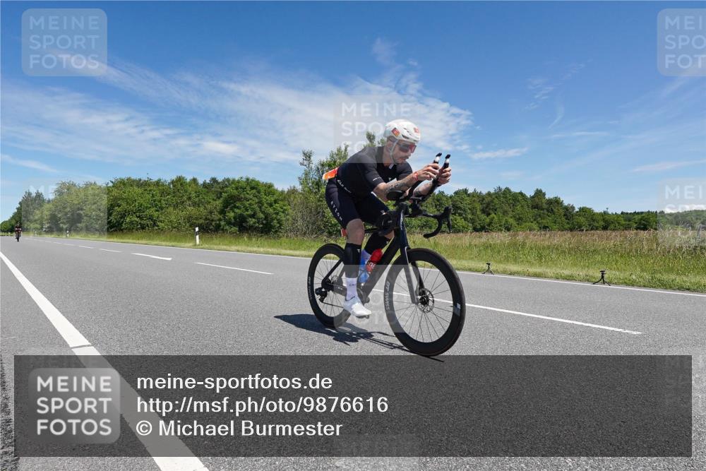 21.06.2026 - Viking Triathlon Michael Burmester http://msf.ph/oto/9876616 21.06.2026 13:31:43 Radfahren 61, 307 meine-sportfotos.de