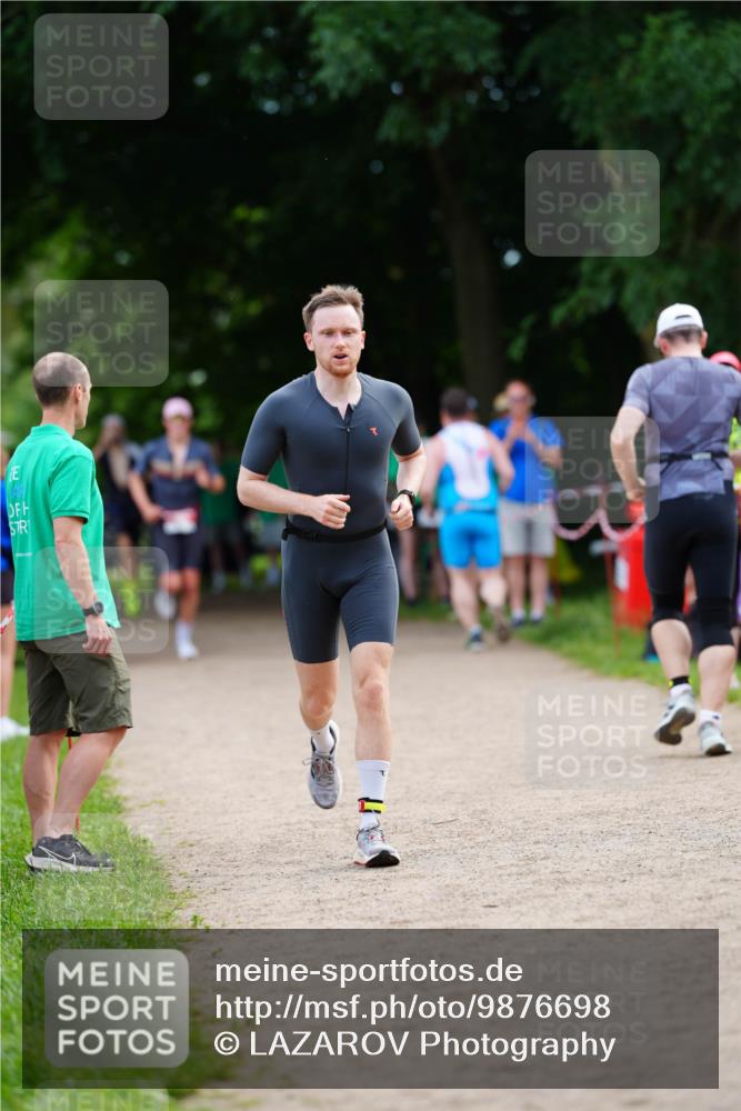 21.06.2026 - 29. Vierlanden-Triathlon LAZAROV Photography http://msf.ph/oto/9876698 21.06.2026 10:47:27 Laufen  meine-sportfotos.de