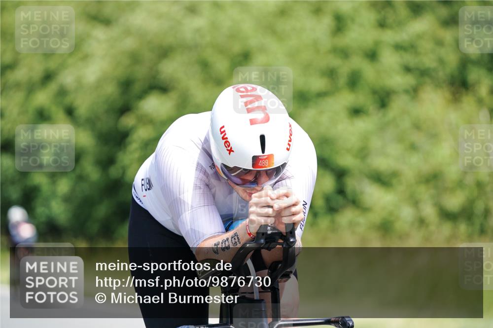 21.06.2026 - Viking Triathlon Michael Burmester http://msf.ph/oto/9876730 21.06.2026 12:56:37 Radfahren 113, 255, 489 meine-sportfotos.de