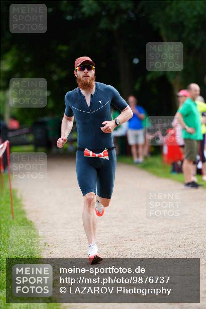 21.06.2026 - 29. Vierlanden-Triathlon LAZAROV Photography http://msf.ph/oto/9876737 21.06.2026 10:47:41 Laufen  meine-sportfotos.de