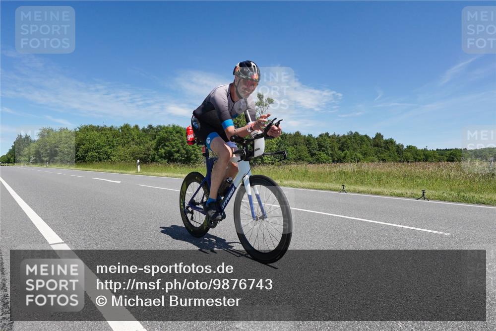 21.06.2026 - Viking Triathlon Michael Burmester http://msf.ph/oto/9876743 21.06.2026 13:37:36 Radfahren 439, 538 meine-sportfotos.de