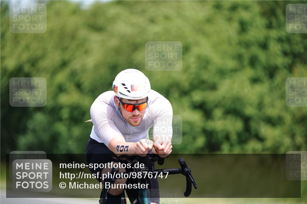 21.06.2026 - Viking Triathlon Michael Burmester http://msf.ph/oto/9876747 21.06.2026 12:57:27 Radfahren 77, 85, 93, 141, 199, 212, 245, 274, 315, 362, 393, 403, 427, 492, 497 meine-sportfotos.de