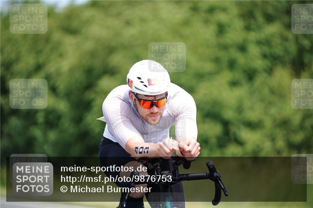 21.06.2026 - Viking Triathlon Michael Burmester http://msf.ph/oto/9876753 21.06.2026 12:57:27 Radfahren 77, 85, 93, 141, 199, 212, 245, 274, 315, 362, 393, 403, 427, 492, 497 meine-sportfotos.de