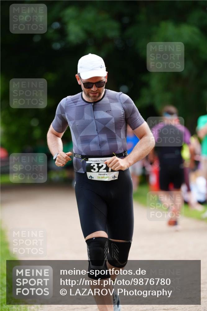 21.06.2026 - 29. Vierlanden-Triathlon LAZAROV Photography http://msf.ph/oto/9876780 21.06.2026 10:48:17 Laufen 32 meine-sportfotos.de