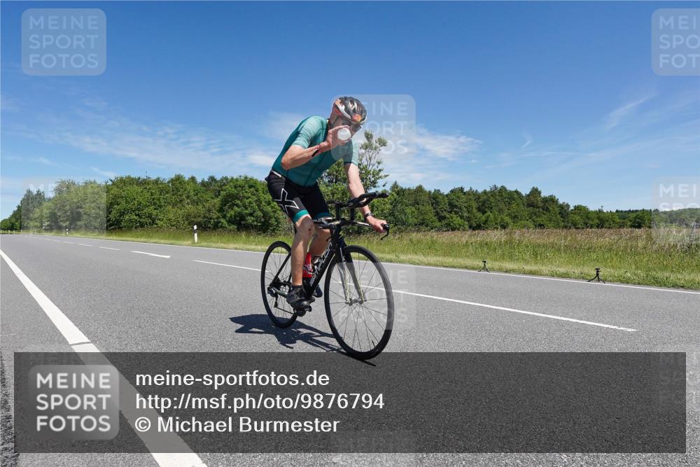 21.06.2026 - Viking Triathlon Michael Burmester http://msf.ph/oto/9876794 21.06.2026 13:40:32 Radfahren  meine-sportfotos.de