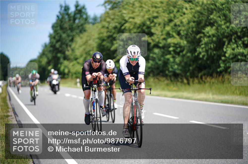 21.06.2026 - Viking Triathlon Michael Burmester http://msf.ph/oto/9876797 21.06.2026 12:57:34 Radfahren 77, 85, 88, 93, 141, 199, 274, 304, 315, 393, 403, 492, 497, 571 meine-sportfotos.de