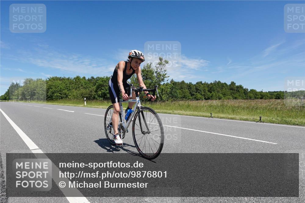 21.06.2026 - Viking Triathlon Michael Burmester http://msf.ph/oto/9876801 21.06.2026 13:40:48 Radfahren  meine-sportfotos.de