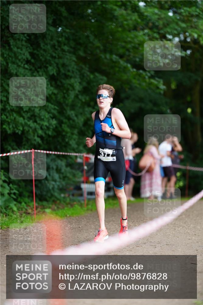 21.06.2026 - 29. Vierlanden-Triathlon LAZAROV Photography http://msf.ph/oto/9876828 21.06.2026 10:49:31 Laufen 377 meine-sportfotos.de