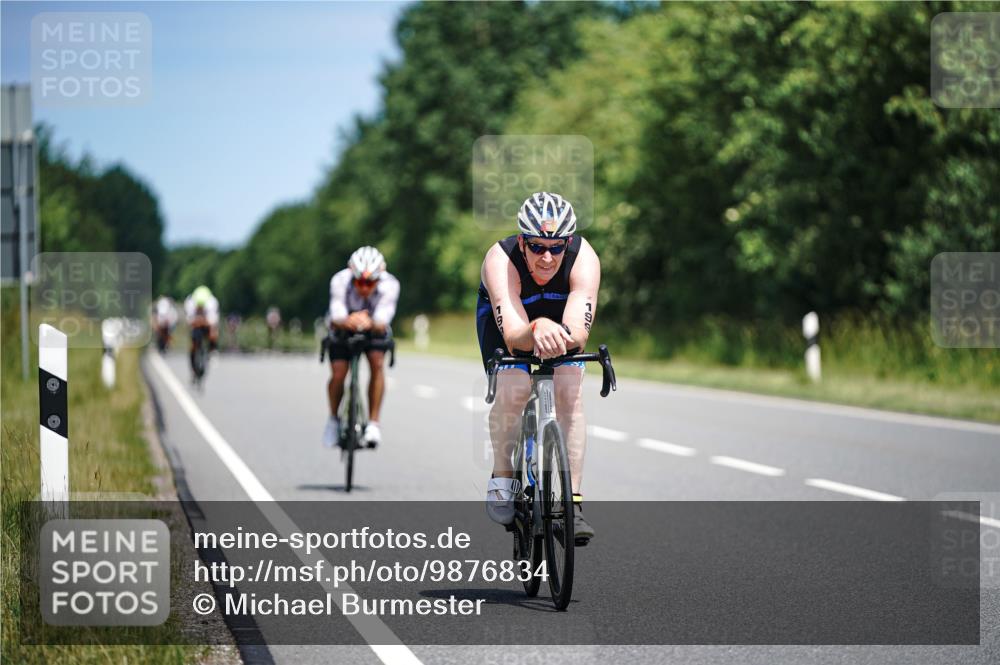 21.06.2026 - Viking Triathlon Michael Burmester http://msf.ph/oto/9876834 21.06.2026 12:57:40 Radfahren 77, 77, 85, 88, 93, 141, 199, 274, 301, 304, 315, 393, 492, 497, 513, 559, 571 meine-sportfotos.de