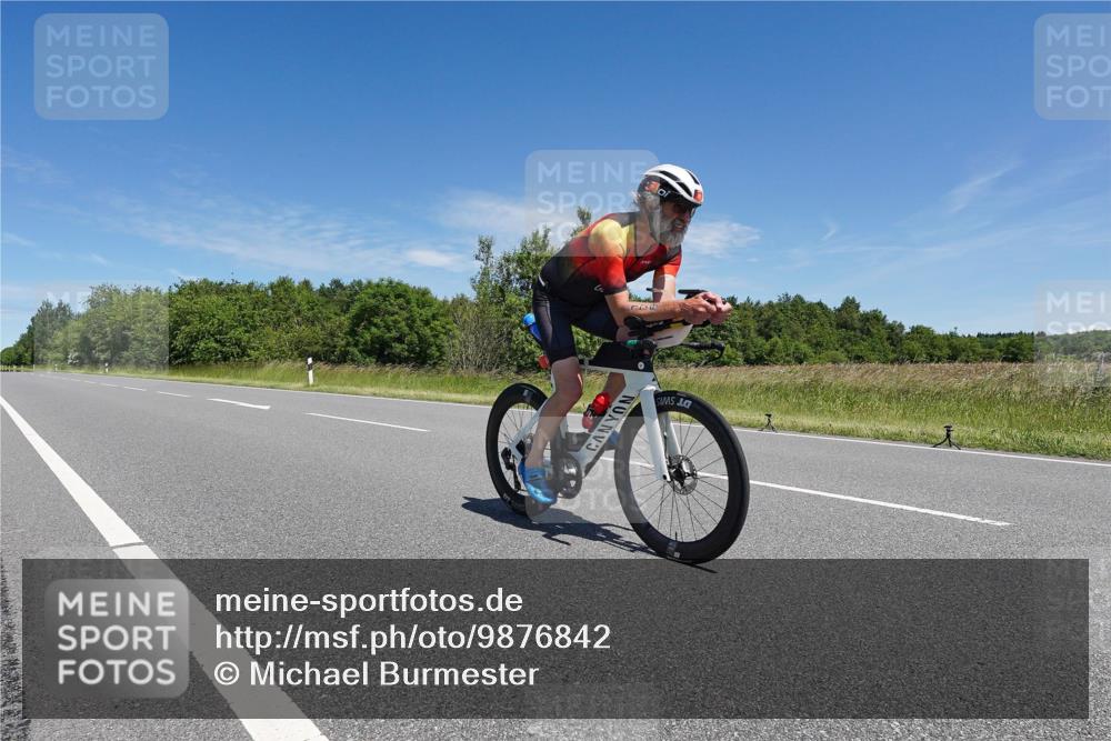 21.06.2026 - Viking Triathlon Michael Burmester http://msf.ph/oto/9876842 21.06.2026 13:42:15 Radfahren  meine-sportfotos.de