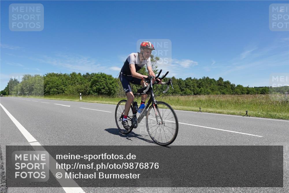 21.06.2026 - Viking Triathlon Michael Burmester http://msf.ph/oto/9876876 21.06.2026 13:45:22 Radfahren 39 meine-sportfotos.de