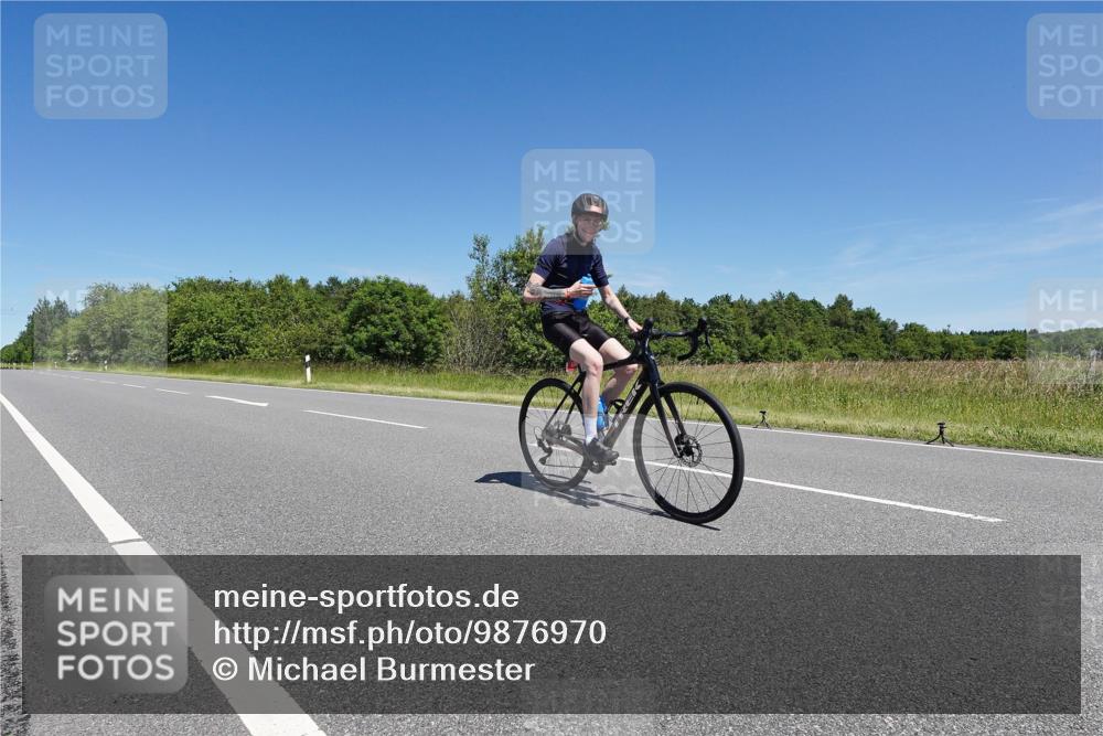21.06.2026 - Viking Triathlon Michael Burmester http://msf.ph/oto/9876970 21.06.2026 14:01:26 Radfahren  meine-sportfotos.de