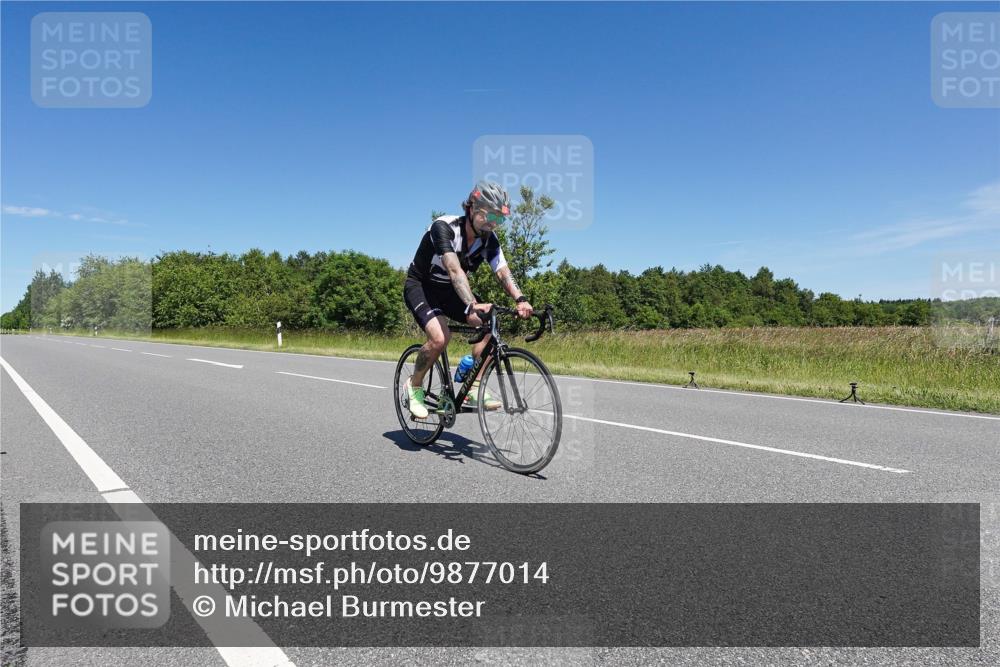 21.06.2026 - Viking Triathlon Michael Burmester http://msf.ph/oto/9877014 21.06.2026 14:16:24 Radfahren  meine-sportfotos.de