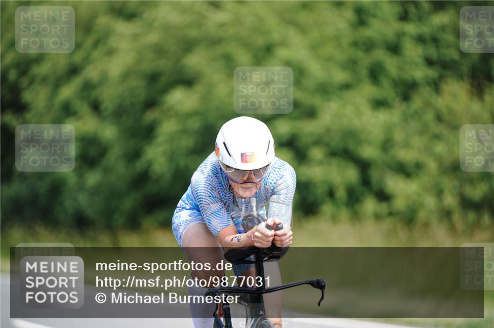 21.06.2026 - Viking Triathlon Michael Burmester http://msf.ph/oto/9877031 21.06.2026 12:58:32 Radfahren 60, 96, 96, 167, 244, 298, 450, 562, 646 meine-sportfotos.de