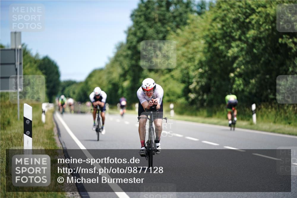 21.06.2026 - Viking Triathlon Michael Burmester http://msf.ph/oto/9877128 21.06.2026 12:59:22 Radfahren 493, 640 meine-sportfotos.de