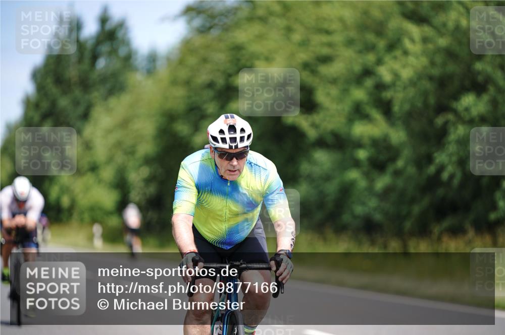 21.06.2026 - Viking Triathlon Michael Burmester http://msf.ph/oto/9877166 21.06.2026 12:59:35 Radfahren 337, 640 meine-sportfotos.de