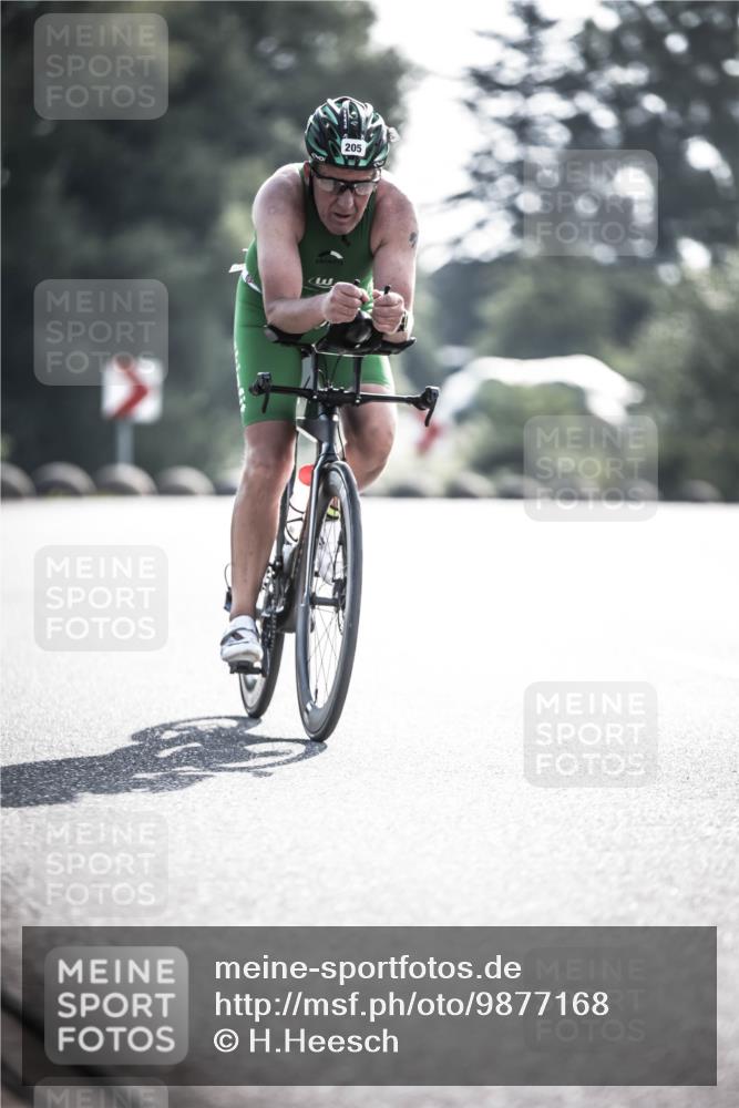 21.06.2026 - 29. Vierlanden-Triathlon H.Heesch http://msf.ph/oto/9877168 21.06.2026 09:02:24 Radfahren 205 meine-sportfotos.de