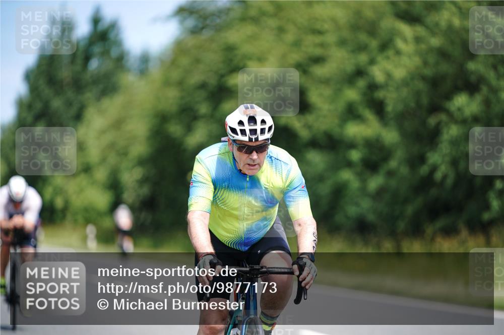 21.06.2026 - Viking Triathlon Michael Burmester http://msf.ph/oto/9877173 21.06.2026 12:59:35 Radfahren 337, 640 meine-sportfotos.de